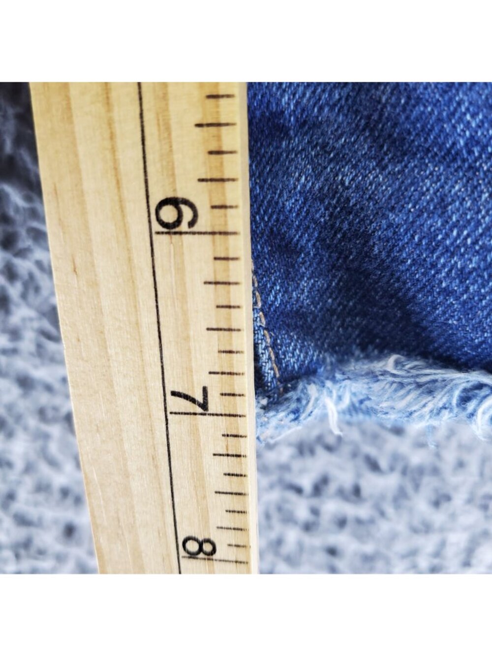 Terra & Sky Shorts Womens 22W Blue Midwash Distressed Raw Hem Stretch Denim - Picture 7 of 12